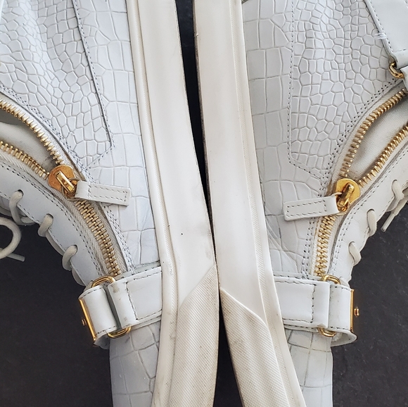 Guiseppezanotti - Picture 3 of 5